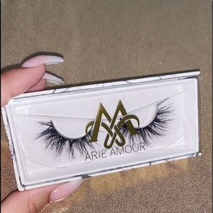Lashes